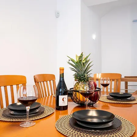 Daire Marble Luxury *