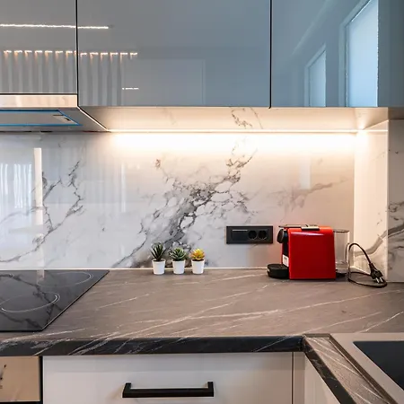 Marble Luxury Apartment Nafplio
