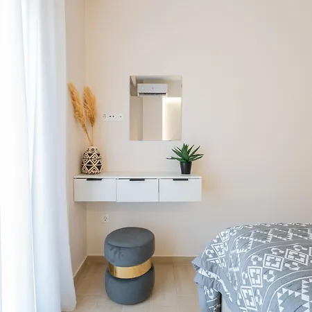 Marble Luxury Apartment Nafplio